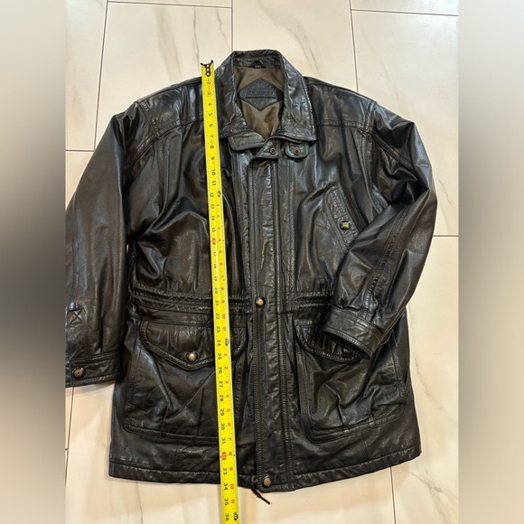 Vintage Leather Jacket – Moore’s size medium - Picture 6 of 7